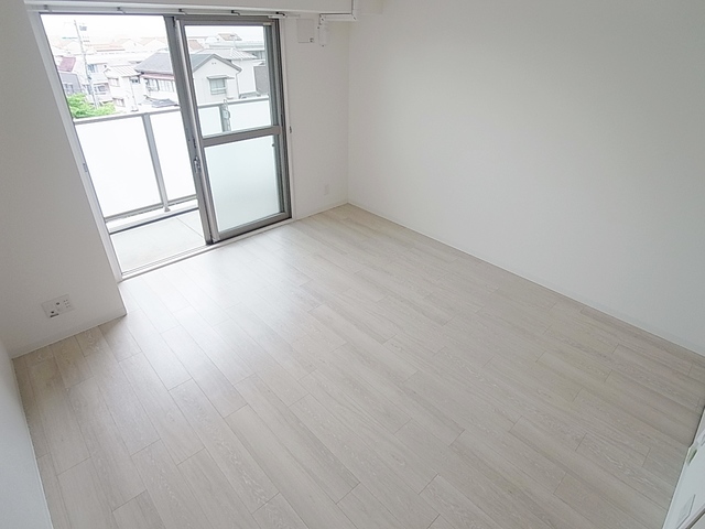 ブランピュールの居間写真