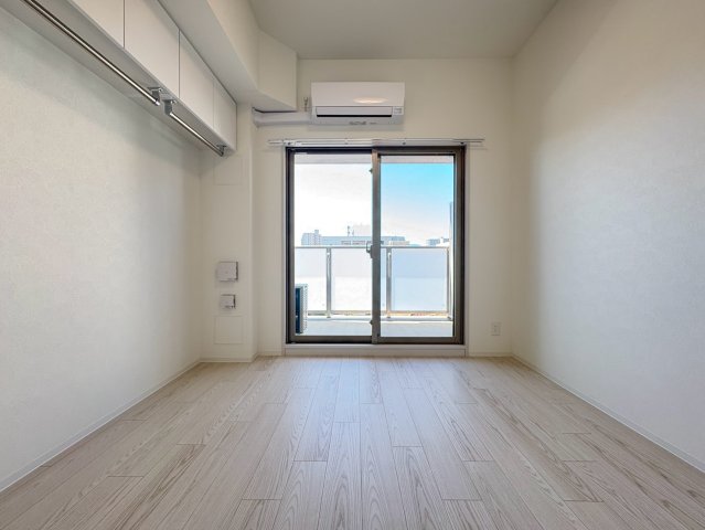 プレリス尼崎レーネヴィアの居間写真