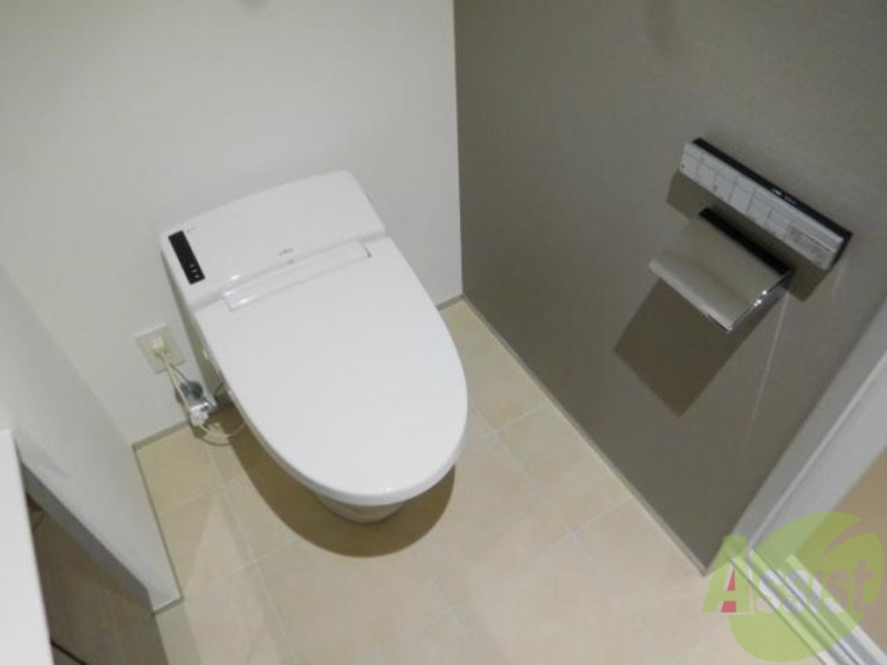 トイレ　おしゃれなトイレがはいってますね。