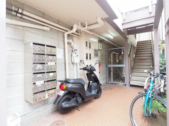 シンエーハイツ六甲道の外観写真