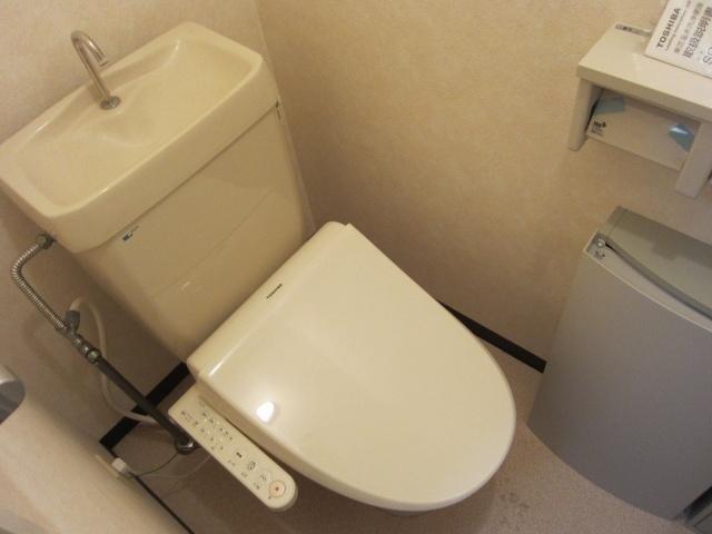 トイレ　トイレは入替になります。