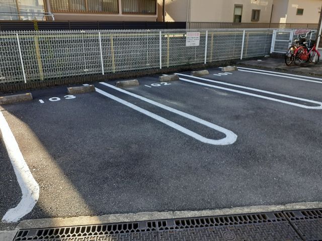 クレスタリアのその他写真