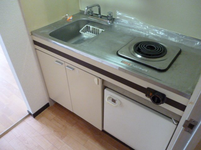 キッチン　別部屋参考用写真