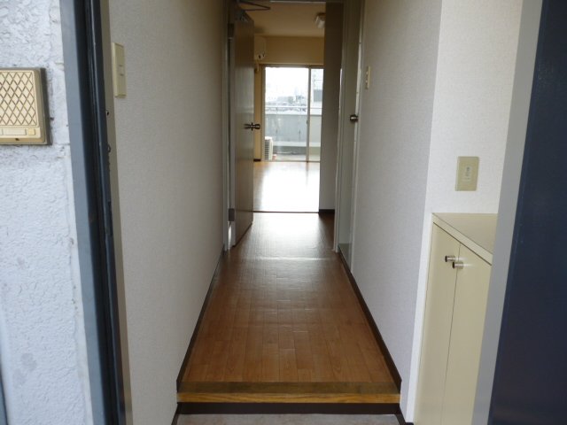 玄関　別部屋参考用写真