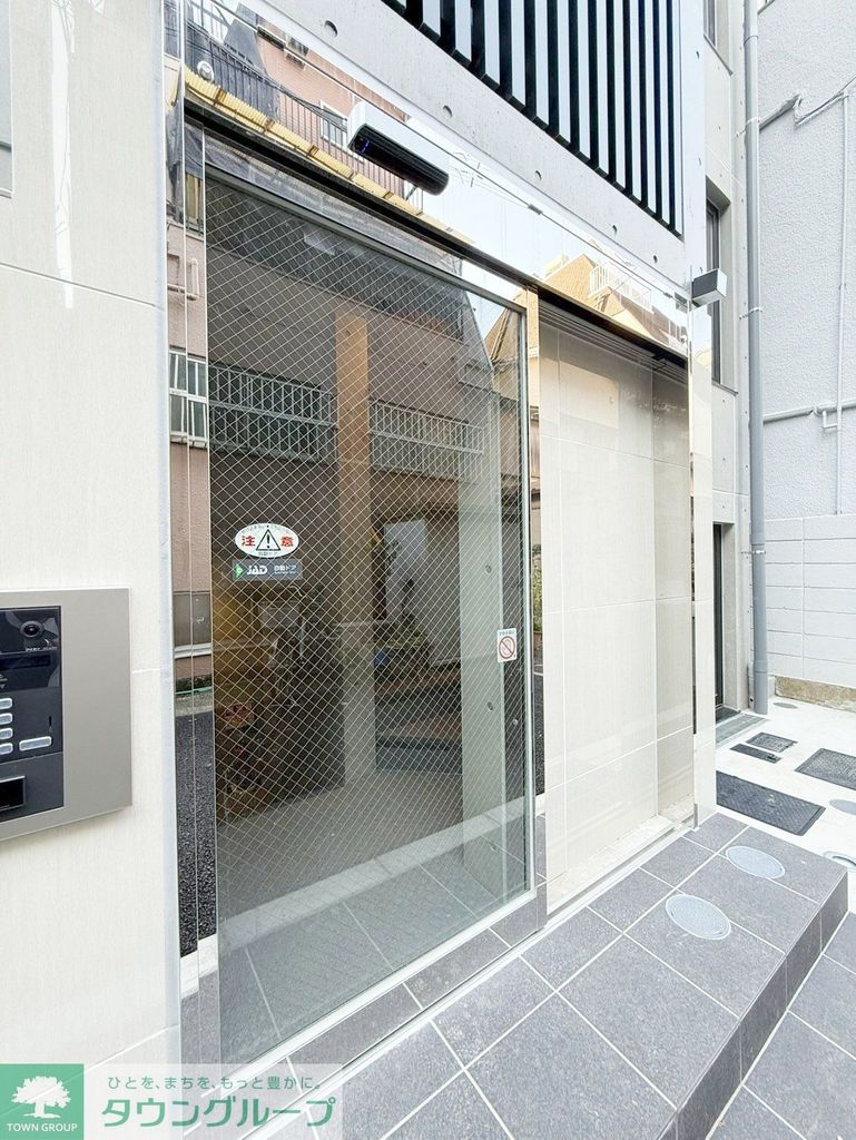 エントランス　エントランス