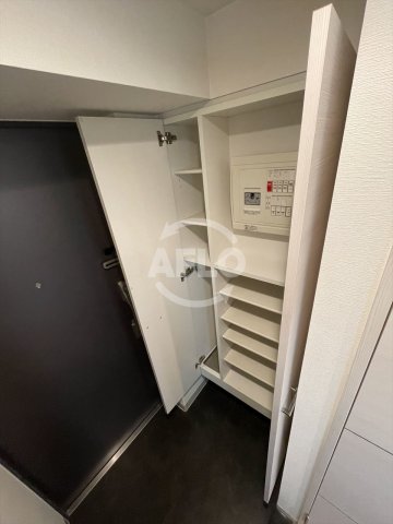 収納　アーバネックス大阪城WEST　シューズボックス