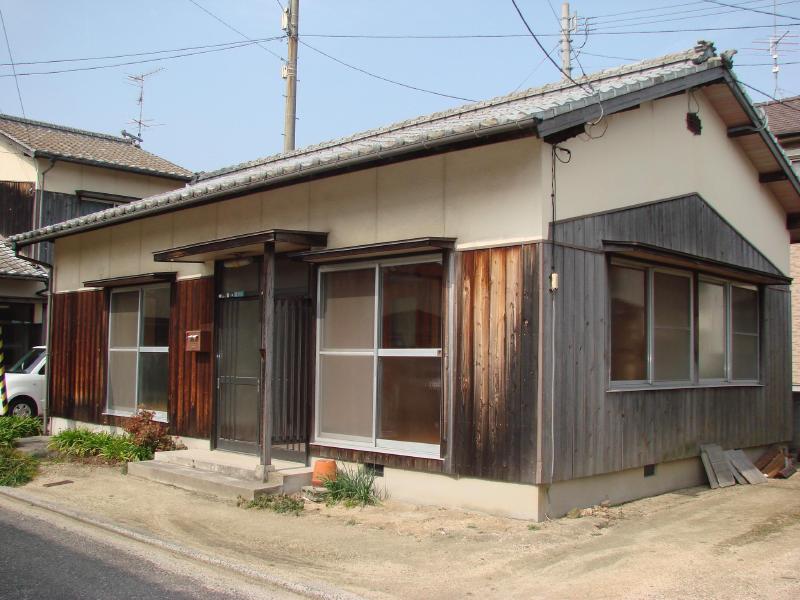 西本貸家（桜井）の建物外観