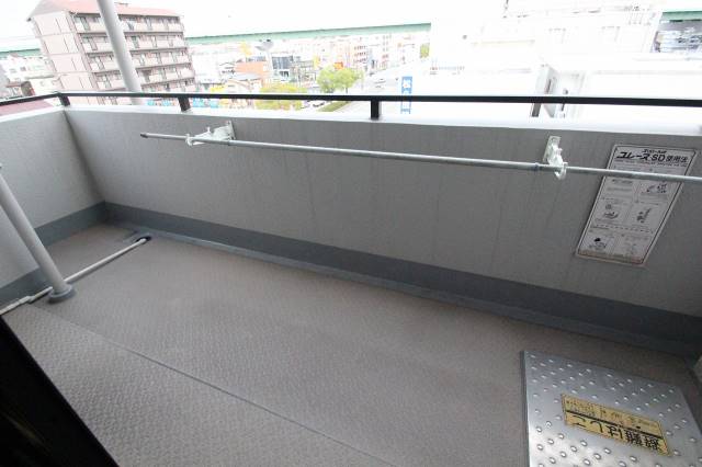 バルコニー　４０５号室内装写真参照
