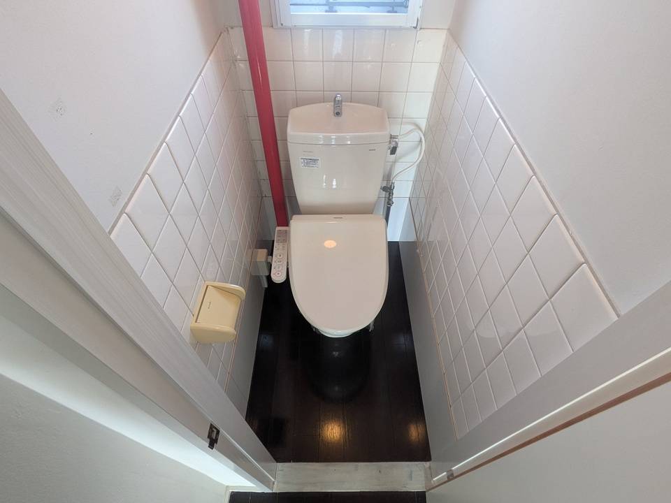 トイレ　トイレ