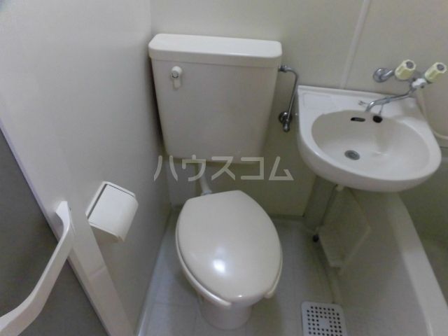 【立川市高松町のマンションのトイレ】