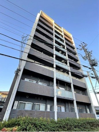 【名古屋市中村区松原町のマンションの建物外観】