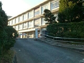 【豊川市御油町のアパートの小学校】