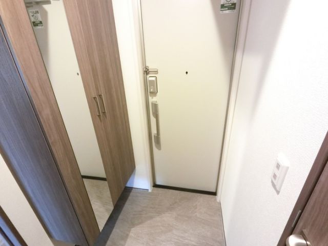 【D-ROOM歌川町の玄関】