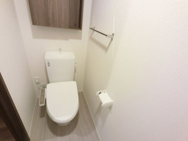 【D-ROOM歌川町のトイレ】