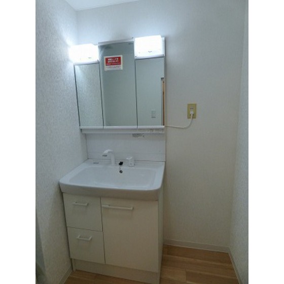 洗面設備　現状優先