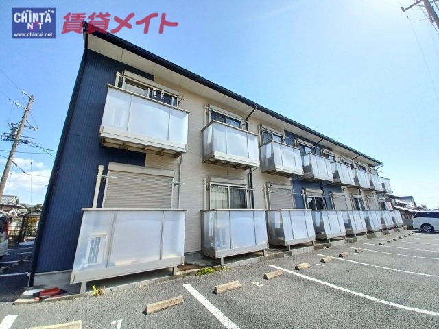 グレイトフルフジワラ B棟の建物外観