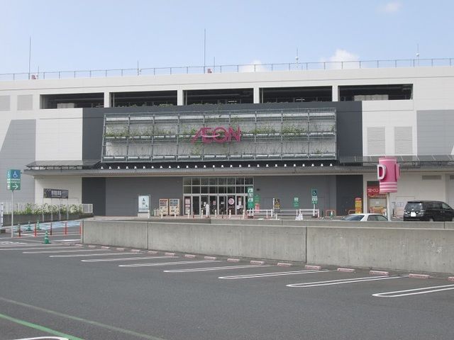 【北九州市八幡東区春の町のマンションのショッピングセンター】