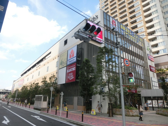 【市川市八幡のマンションのショッピングセンター】