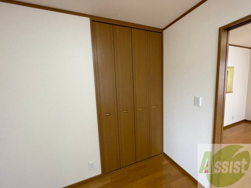 収納　クローゼットはこちらです。広さがしっかり有りますね。