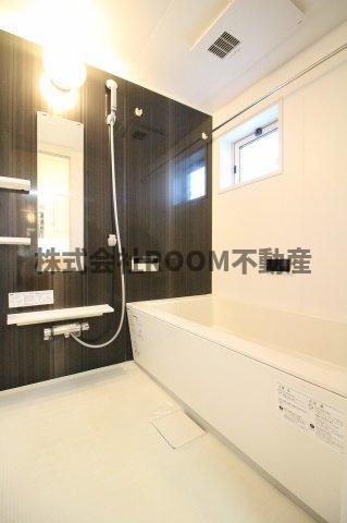 バス・シャワールーム　ゆったり過ごせるお風呂です