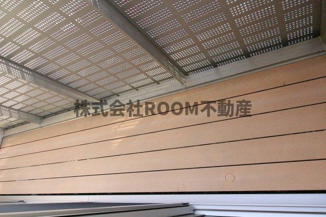 バルコニー　お洗濯にも便利なバルコニー付き