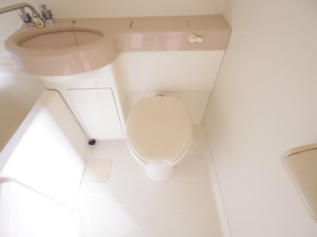 トイレ　ユニットタイプ
