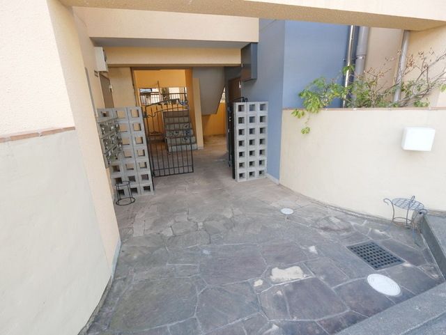 エントランス　★お部屋探しは株式会社タウンハウジング東京まで★