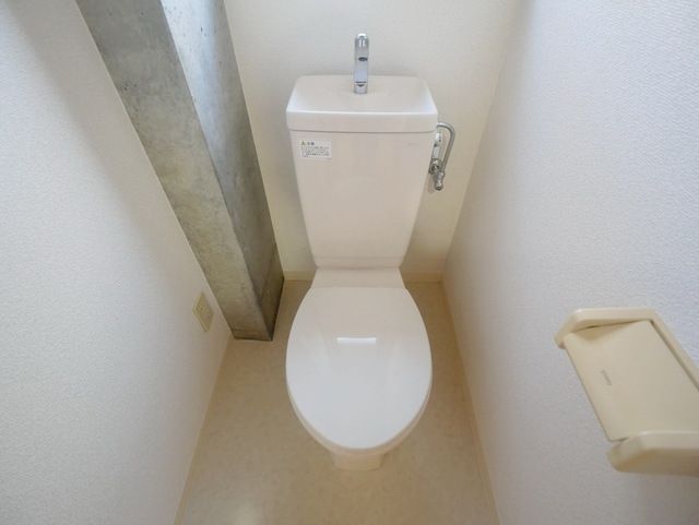 トイレ　★お部屋探しは株式会社タウンハウジング東京まで★