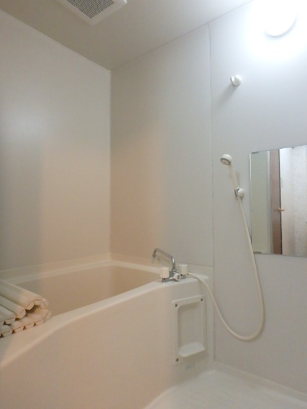 バス・シャワールーム　図面と現状に相違がある場合には現状を優先