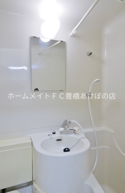 洗面設備　同型別部屋写真