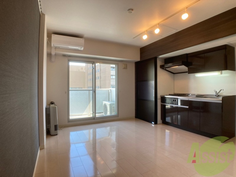 居室・リビング　広くてキレイなお部屋が広がっていて、充実した生活が送れそう。