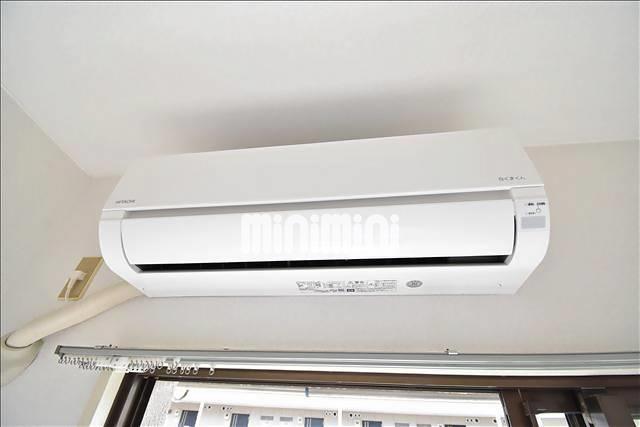 その他設備　暑い夏も寒い冬もエアコンで快適に過ごせます