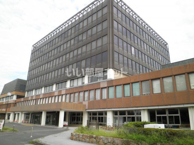 役所　伊丹市役所（役所）まで347m