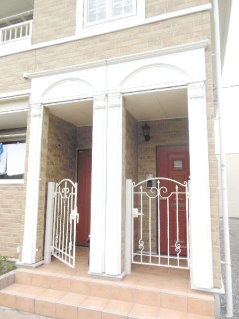 エントランス　★玄関前スペースです★