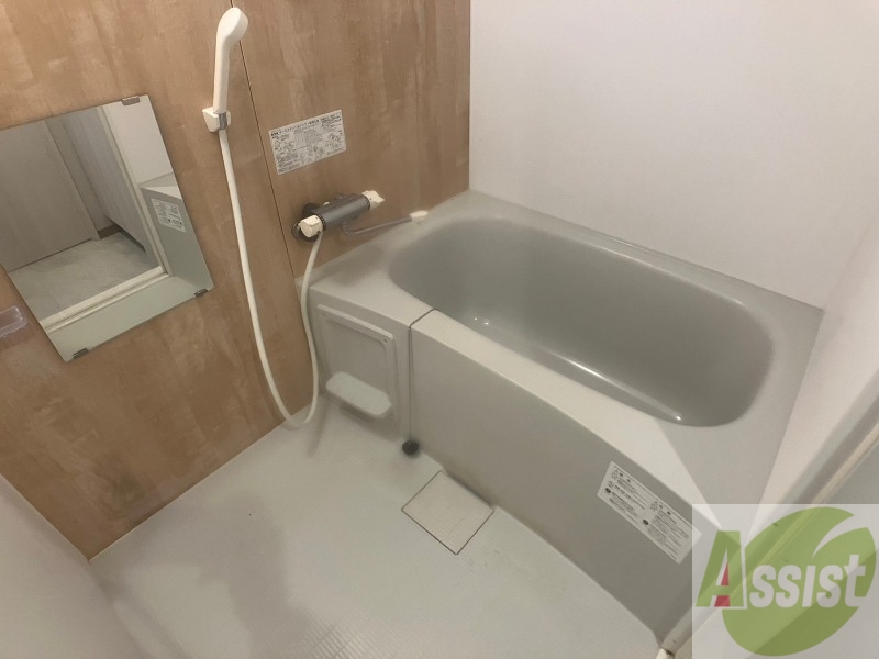 バス・シャワールーム　誰にでも使いやすい混合水栓です！便利ですね。