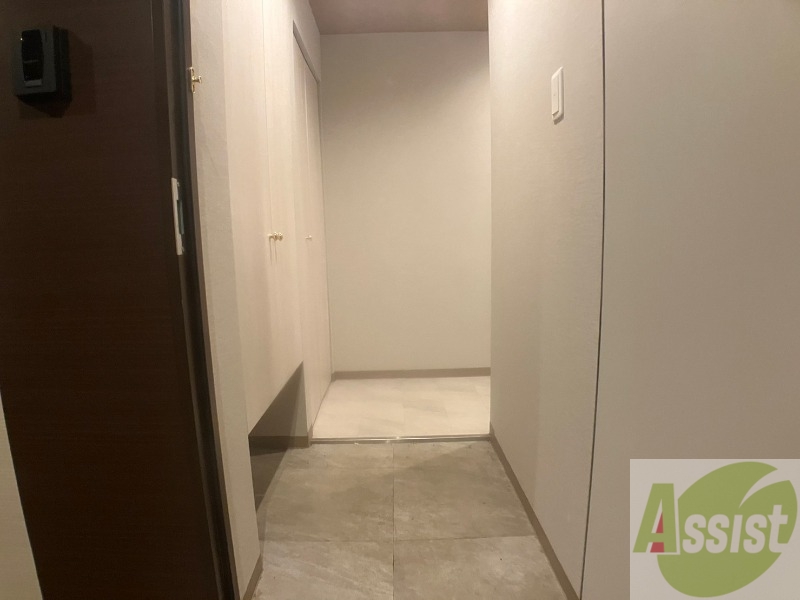 玄関　使いやすく明るい印象の玄関になっておりました！