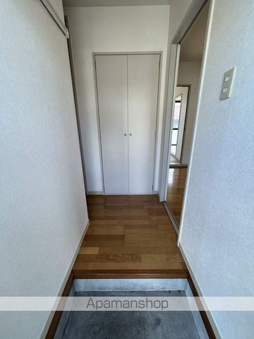 リバーサイドハウス五番館の玄関写真