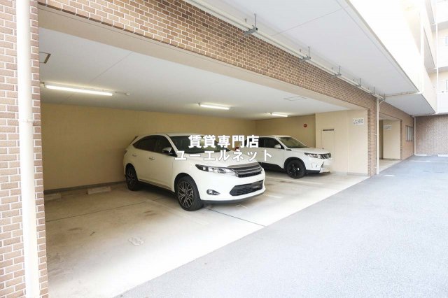 駐車場　敷地内駐車場あり◎