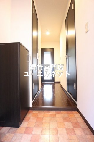 玄関　住まいの顔ともなる玄関