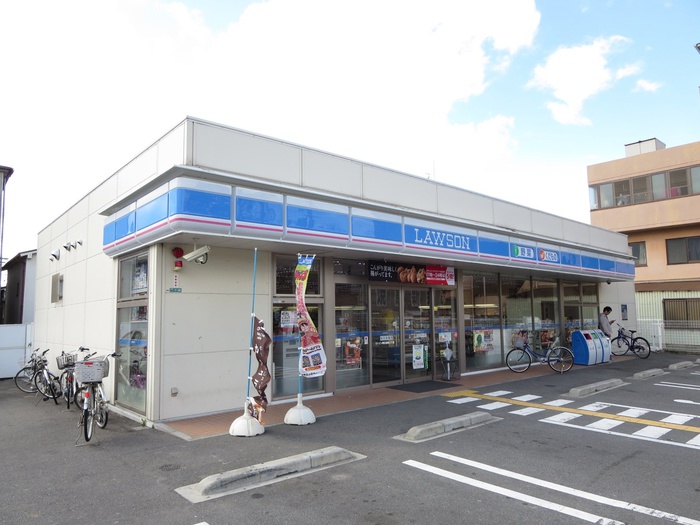 コンビニ　ローソン（コンビニ）まで350m