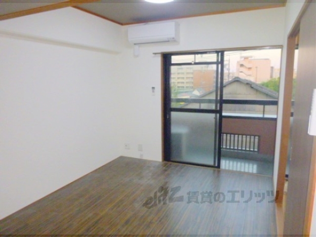 居室・リビング　洋室