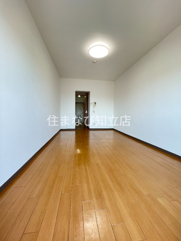 居室・リビング　同型別部屋写真