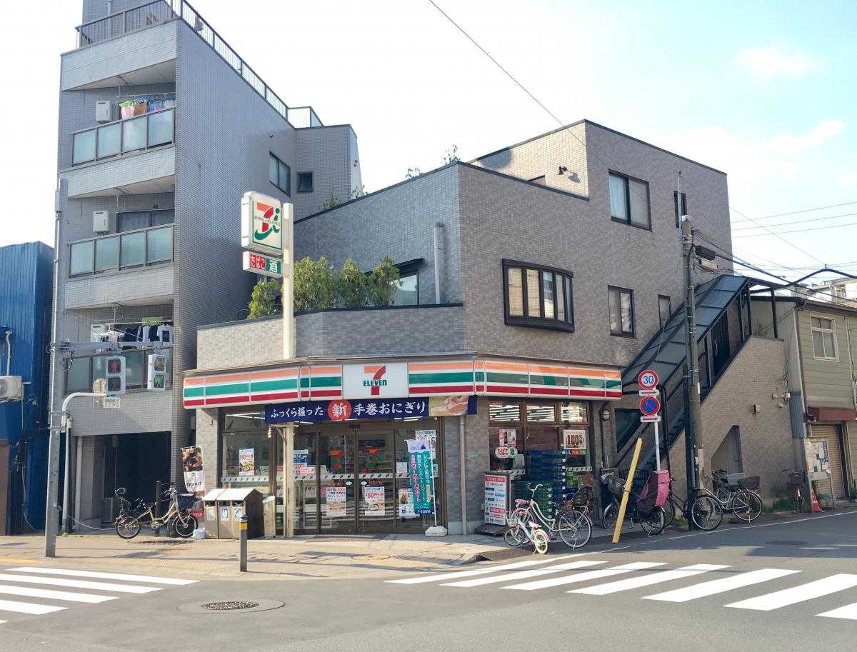 コンビニ　セブンイレブン南千住6丁目店（コンビニ）まで295m