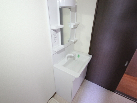 洗面設備　※別部屋の写真です