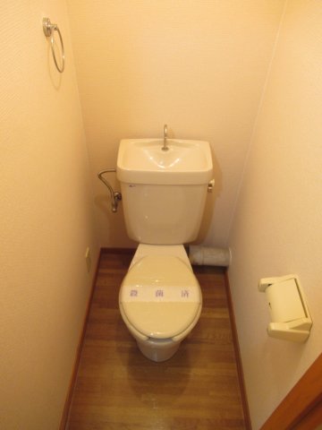 トイレ　シンプルで使いやすいトイレです