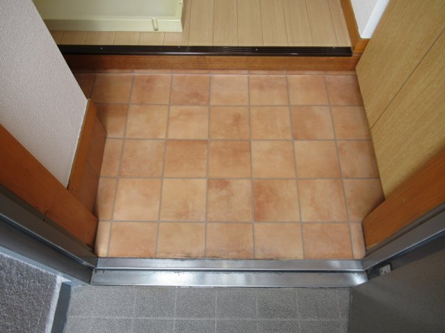 玄関　シンプルで使いやすい玄関です