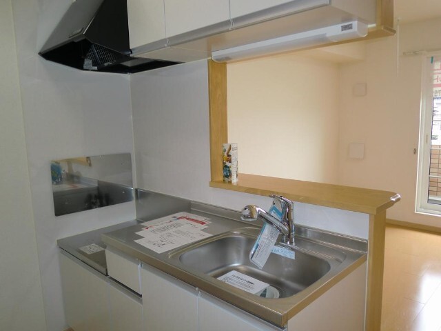 キッチン　※反転２０２号室の写真