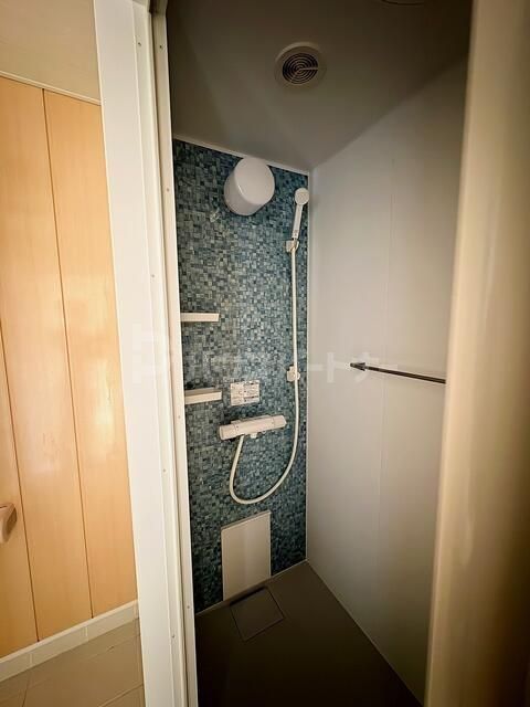 バス・シャワールーム　シャワールーム