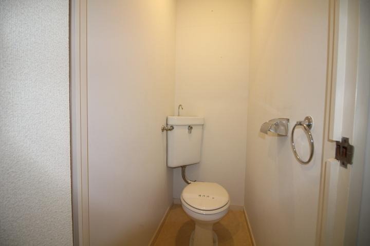 トイレ　※同型別号室イメージ