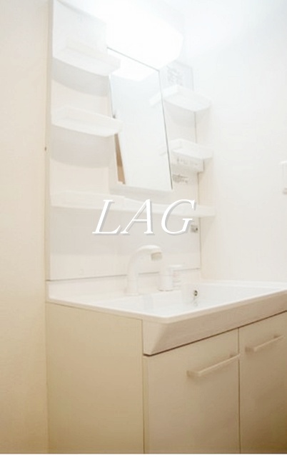 洗面設備　洗面台です。